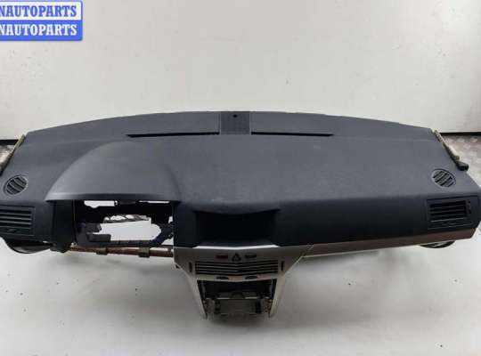 Панель передняя салона (Торпедо) на Opel Astra H / Classic