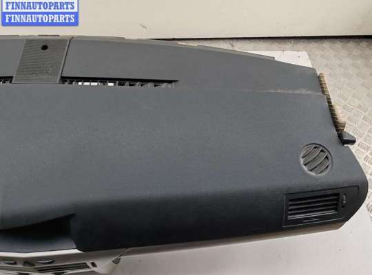 Панель передняя салона (Торпедо) на Opel Astra H / Classic