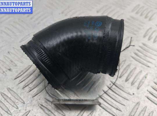 купить Патрубок на Volkswagen Passat B5