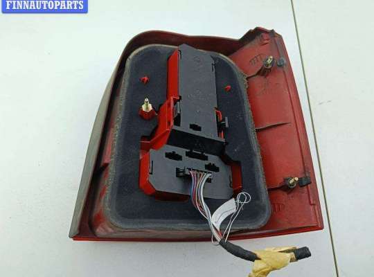 купить Фонарь задний левый на Volkswagen Passat B5