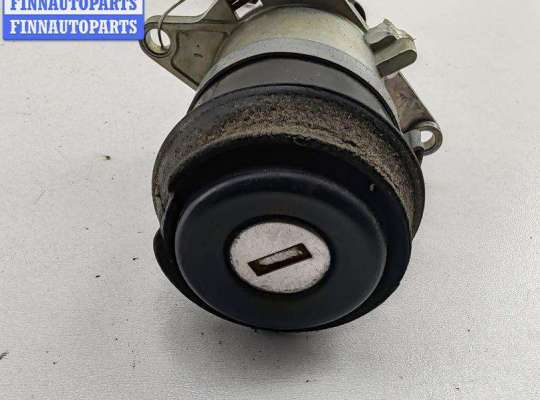 купить Личинка замка багажника на Audi A6 C4 (1994-1997)