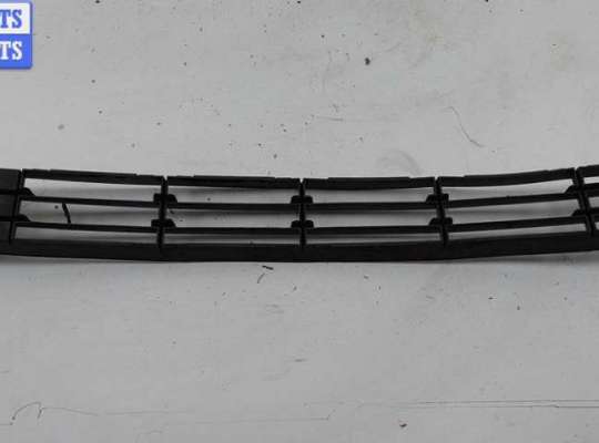 купить Решётка (заглушка) в бампер на Renault Scenic II (2003-2009)