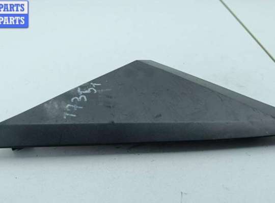 купить Накладка крыла (уголок зеркала) переднего левого на Volkswagen Crafter
