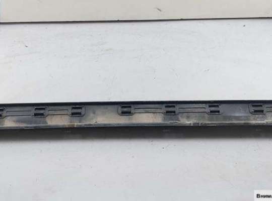 купить Накладка на порог наружная левая на Opel Omega B (1994-2003)