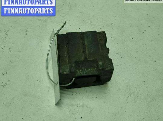 Кронштейн радиатора VG2348781 на Volkswagen Passat B5