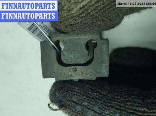 купить Кронштейн радиатора на Volkswagen Passat B5