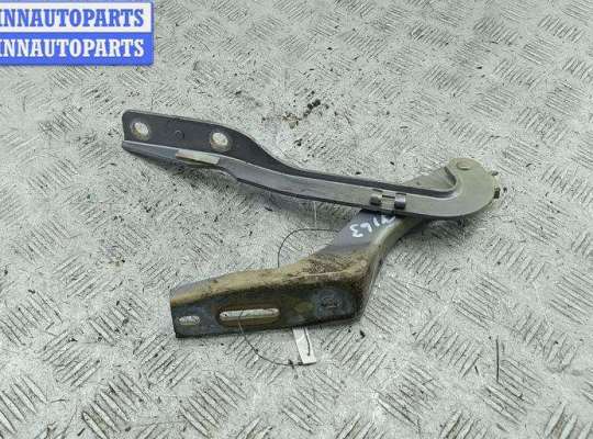 Петля капота на Peugeot 307