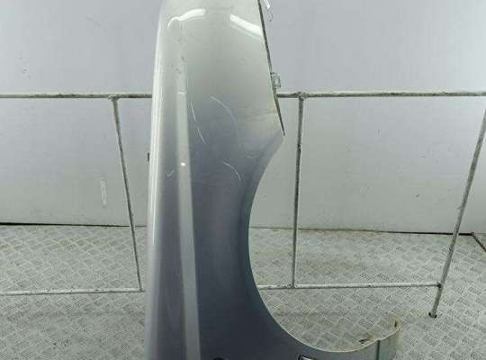 купить Крыло переднее правое на Volkswagen Golf-3