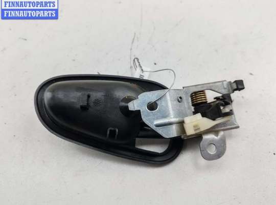 купить Ручка двери внутренняя передняя левая на Mitsubishi Carisma