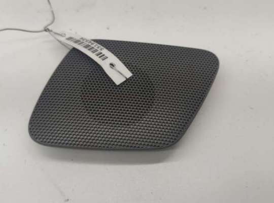 купить Сетка (решетка) динамика на Audi A4 B8 (2007-2015)