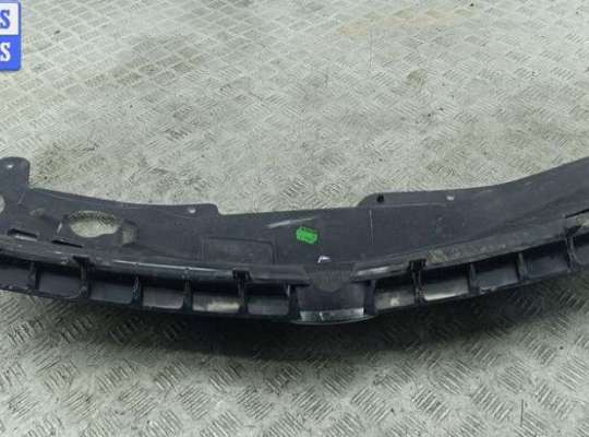 купить Решетка радиатора на Opel Astra H (2004-2009)