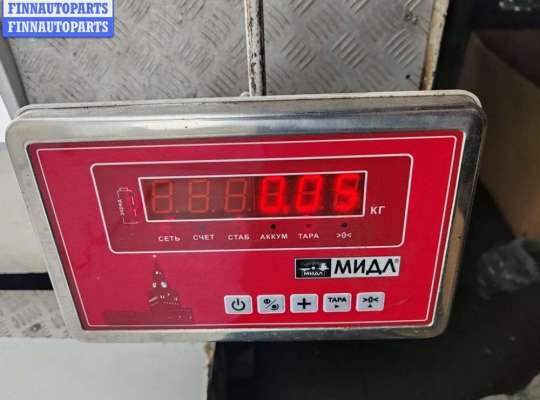 купить Молдинг лобового стекла на Volkswagen Passat B5+ (GP)