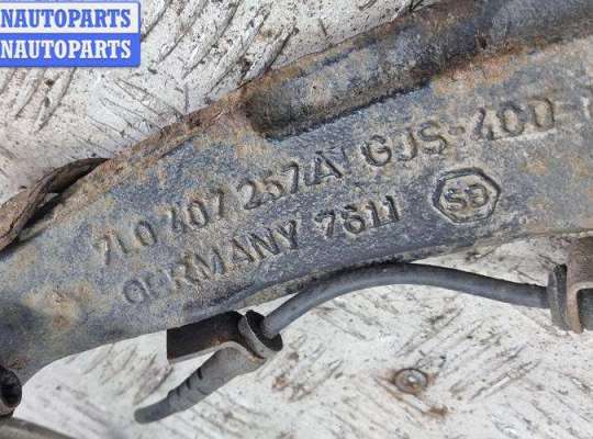 купить Ступица передняя левая на Volkswagen Touareg