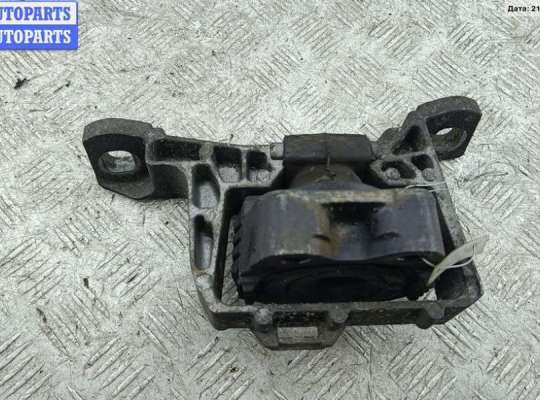 купить Подушка крепления двигателя на Ford Focus II (2004-2011)