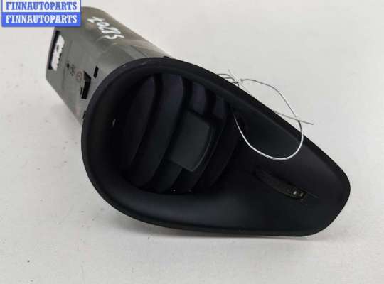 Дефлектор обдува салона RN1567628 на Renault Scenic II (2003-2009)