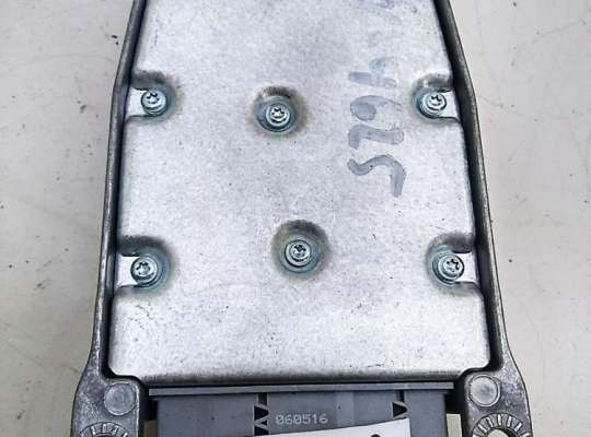 купить Блок управления Airbag на BMW 5 E60/E61 (2003-2010)
