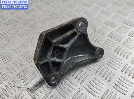 купить Кронштейн КПП опорный на Ford Fusion