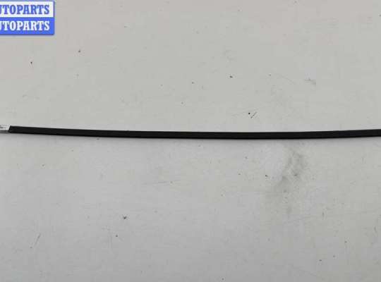 купить Молдинг стекла двери передней правой наружный на Volkswagen Caddy (2004-2010)