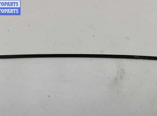 купить Молдинг стекла двери передней правой наружный на Volkswagen Caddy (2004-2010)