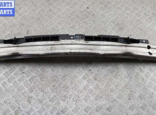 Усилитель бампера переднего OP2382562 на Opel Vectra C (2002-2008)