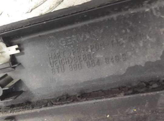 купить Молдинг двери задней левой на Volkswagen Passat B5