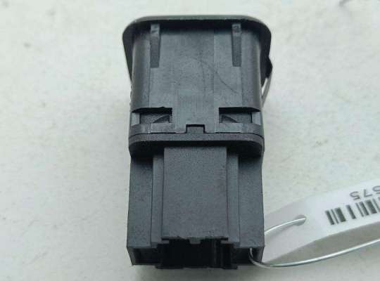 Кнопки на Volkswagen Passat B5 (3B)