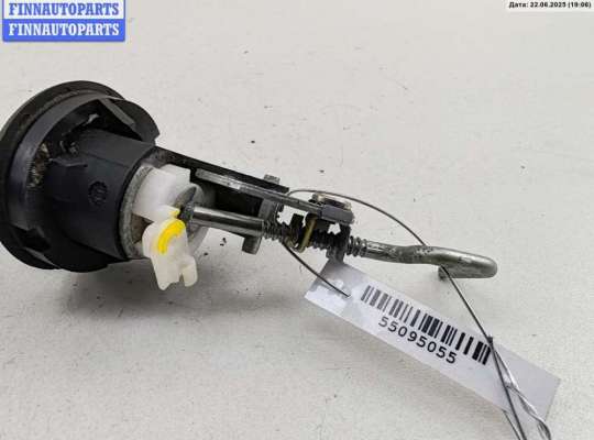 купить Кнопка открывания багажника на Dacia (Renault) Sandero
