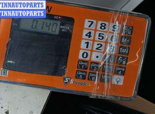 купить Молдинг двери передней правой на Volkswagen Golf-4