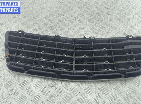 купить Решетка радиатора на Mercedes E-Class W210 (1995-2002)