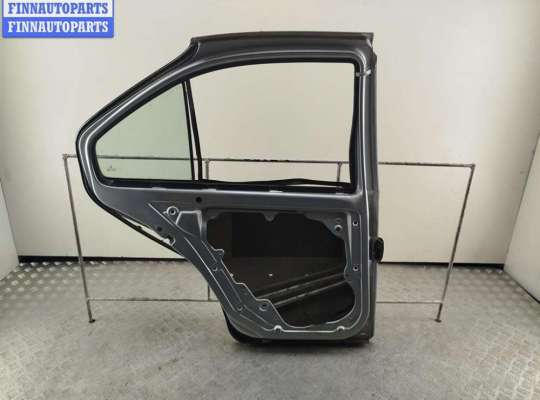 купить Дверь боковая задняя левая на Volkswagen Bora