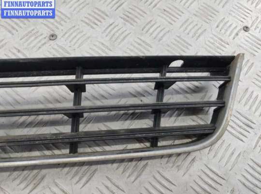 купить Решётка (заглушка) в бампер на Volkswagen Passat B6