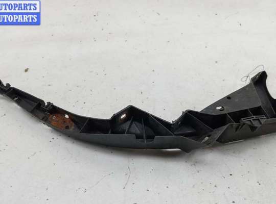 купить Кронштейн бампера переднего на Volkswagen Passat B5