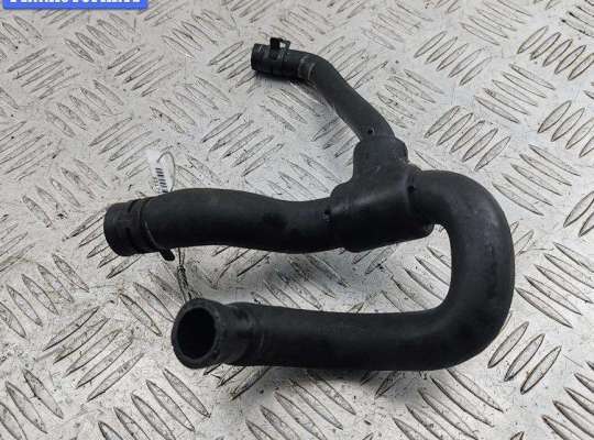 купить Патрубок на Volkswagen Passat B5