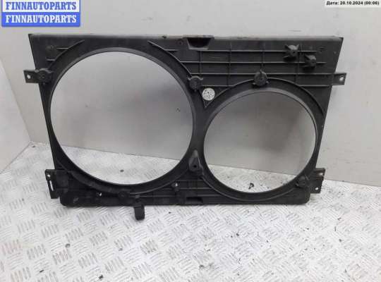 Диффузор (кожух) вентилятора радиатора VG1780774 на Volkswagen Golf-4