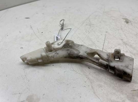 Кронштейн бампера переднего MZ590882 на Mazda 6 (2002-2007) GG/GY