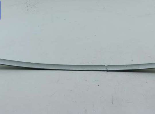 купить Молдинг двери передней правой на Audi A6 C5 (1997-2005)