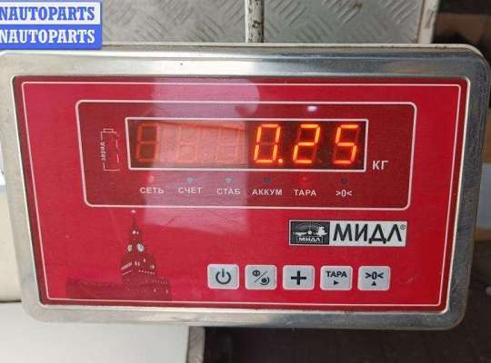 купить Молдинг двери передней правой на Audi A6 C5 (1997-2005)