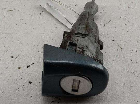 купить Личинка замка на Volkswagen Golf-5