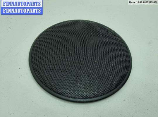 Накладка двери задней правой VG2370467 на Volkswagen Passat B5+ (GP)