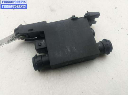 купить Блок управления двери передней левой на Audi A4 B5 (1994-2001)