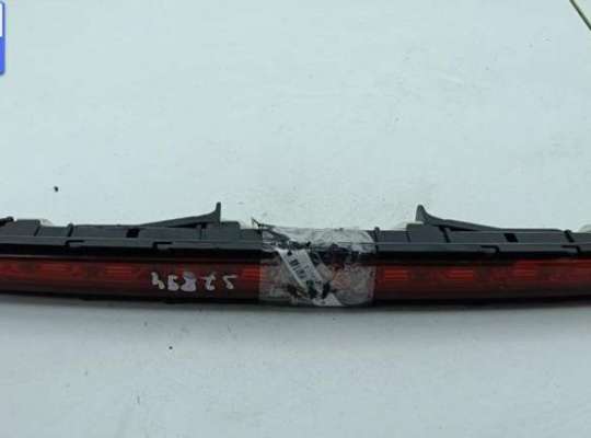 Купить Фонарь стоп-сигнал на Mercedes E-Class W211 (2002-2009) Фонарь стоп-сигнал MB1598311 на Mercedes E-Class W211 (2002-2009)