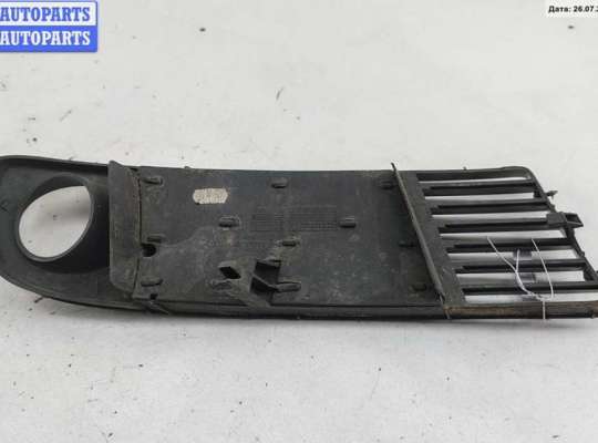 купить Рамка фары противотуманной левой на Audi A6 C5 (1997-2005)