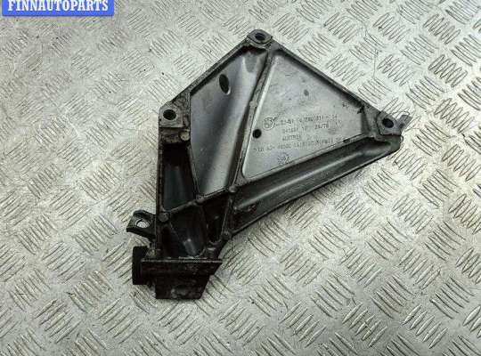 купить Кронштейн двигателя опорный на BMW 3 E90/E91/E92/E93 (2005-2013)