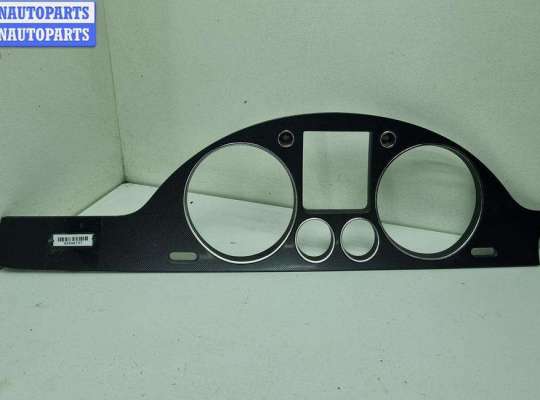 Накладка декоративная на торпедо VG2406567 на Volkswagen Passat B6
