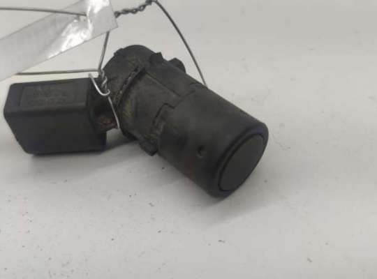 купить Датчик парковки (парктроник) задний на Audi A6 C5 (1997-2005)