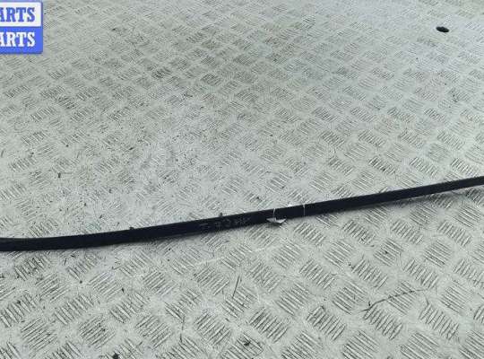 купить Молдинг лобового стекла на Volkswagen Passat B6