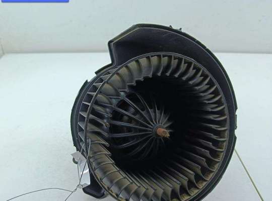 купить Двигатель отопителя (моторчик печки) на Opel Astra G (1998-2004)