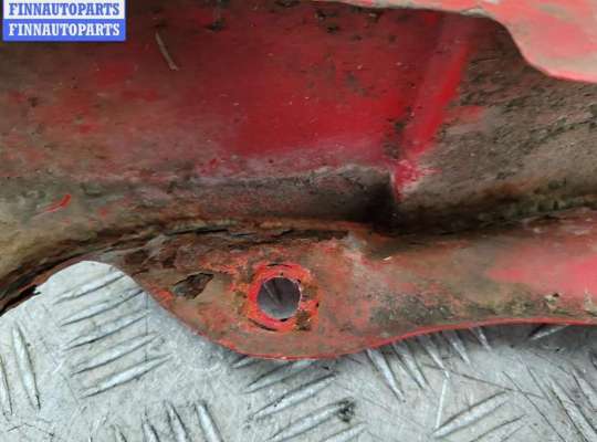 купить Крыло переднее правое на Volkswagen Golf-3