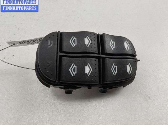 купить Кнопка стеклоподъемника переднего левого на Ford Focus I (1998-2005)