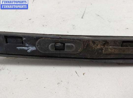 купить Молдинг лобового стекла на Ford Mondeo III (2000-2007)